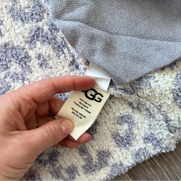 Nwt UGG phoebe wrap cardigan gray‎ leopard print women’s size M - Picture 7 of 9